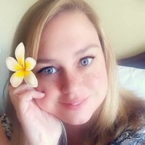 Meet your Posher, Tiffany